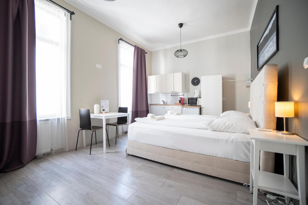 Bright ,Cozy , Central And Cute Studio In Viena Exterior foto